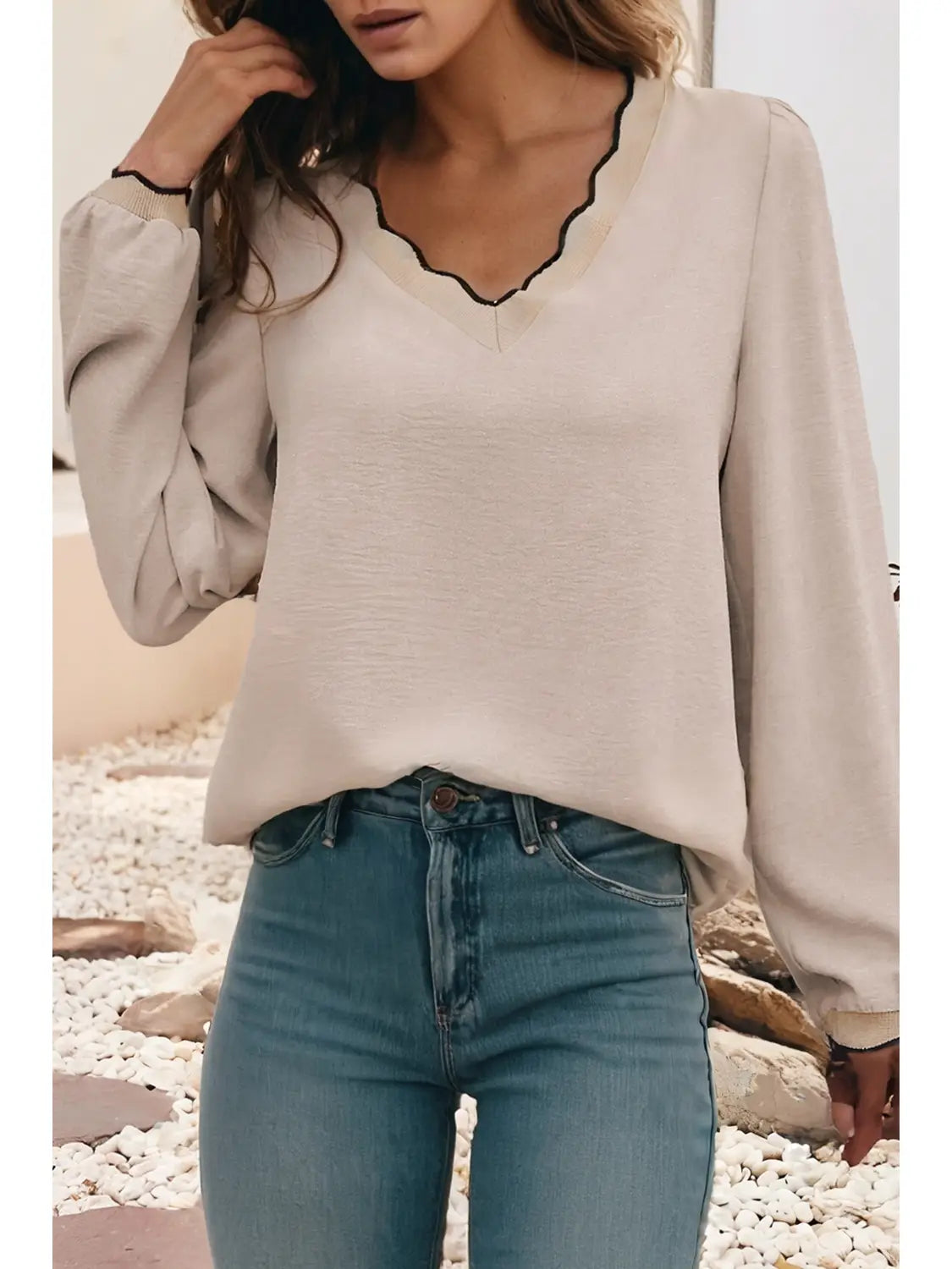 Scallop Line Top