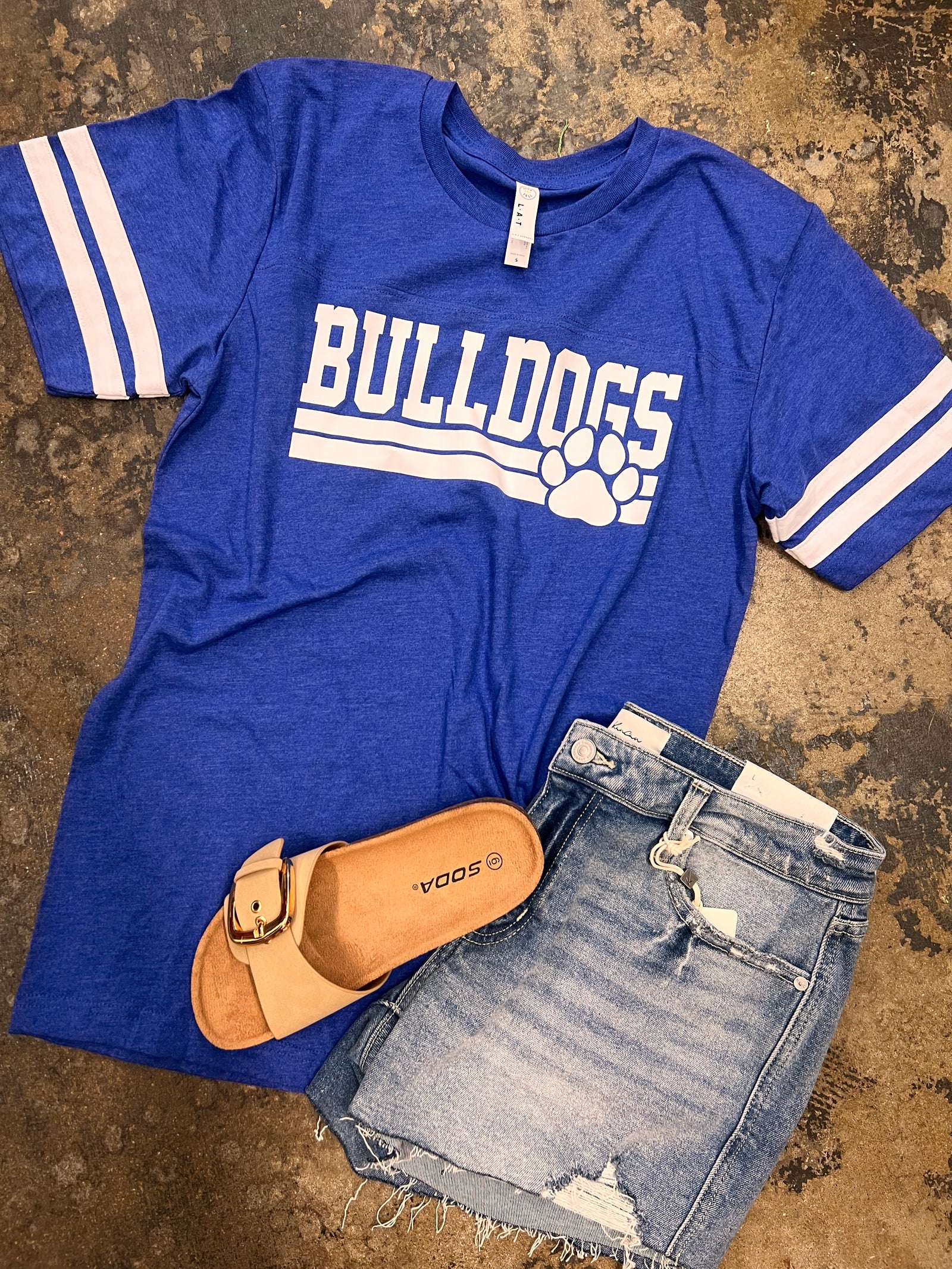 Bulldogs Ringer Sleeve Paw Tee
