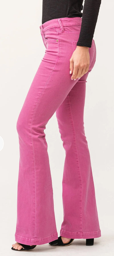 Dear John Rosa in Dahlia Mauve