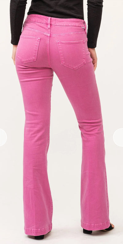 Dear John Rosa in Dahlia Mauve