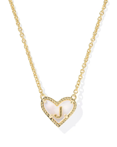 Ari Heart Letter Gold Short Pendant Necklace