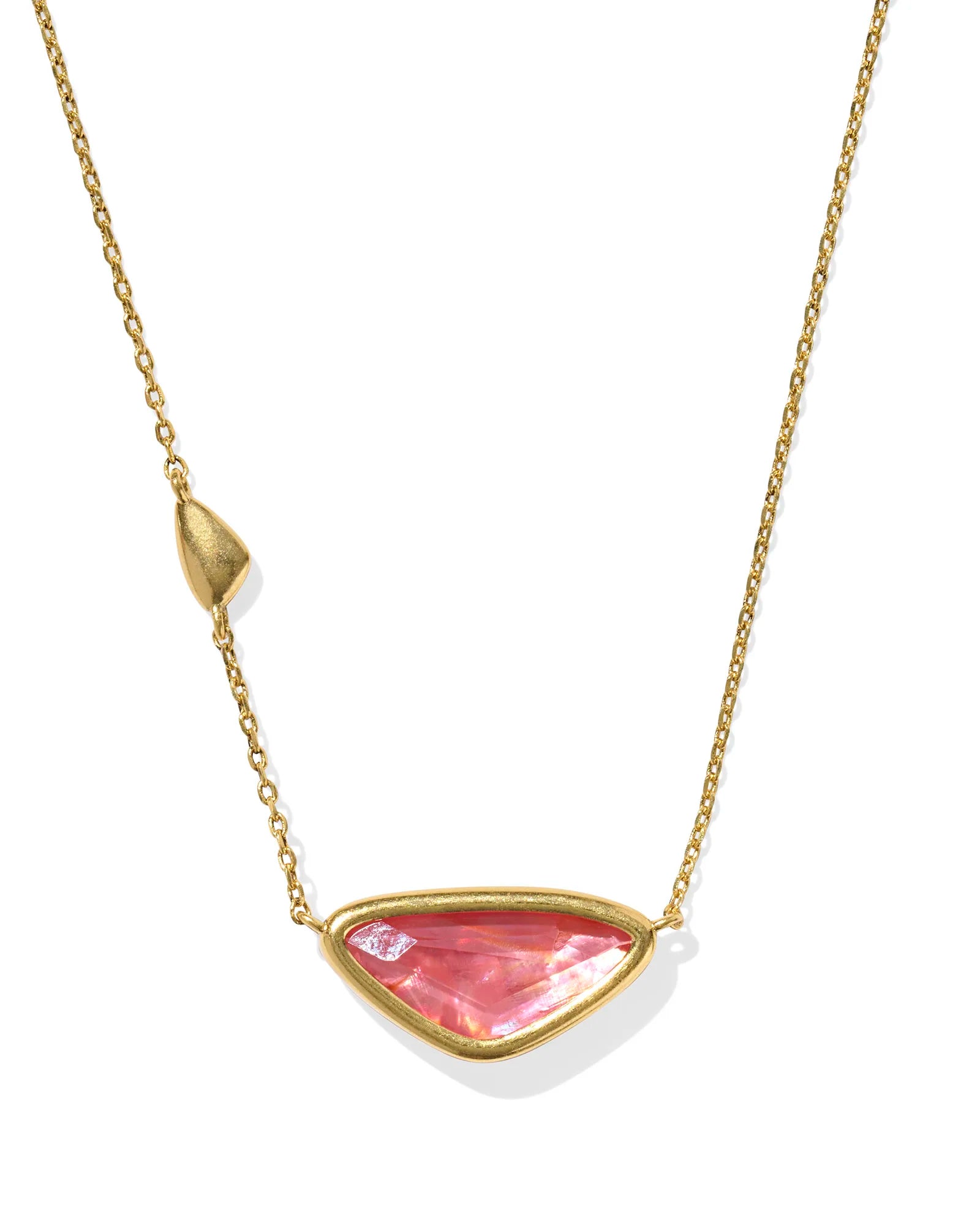 Margot Short Pendant Necklace in Gold