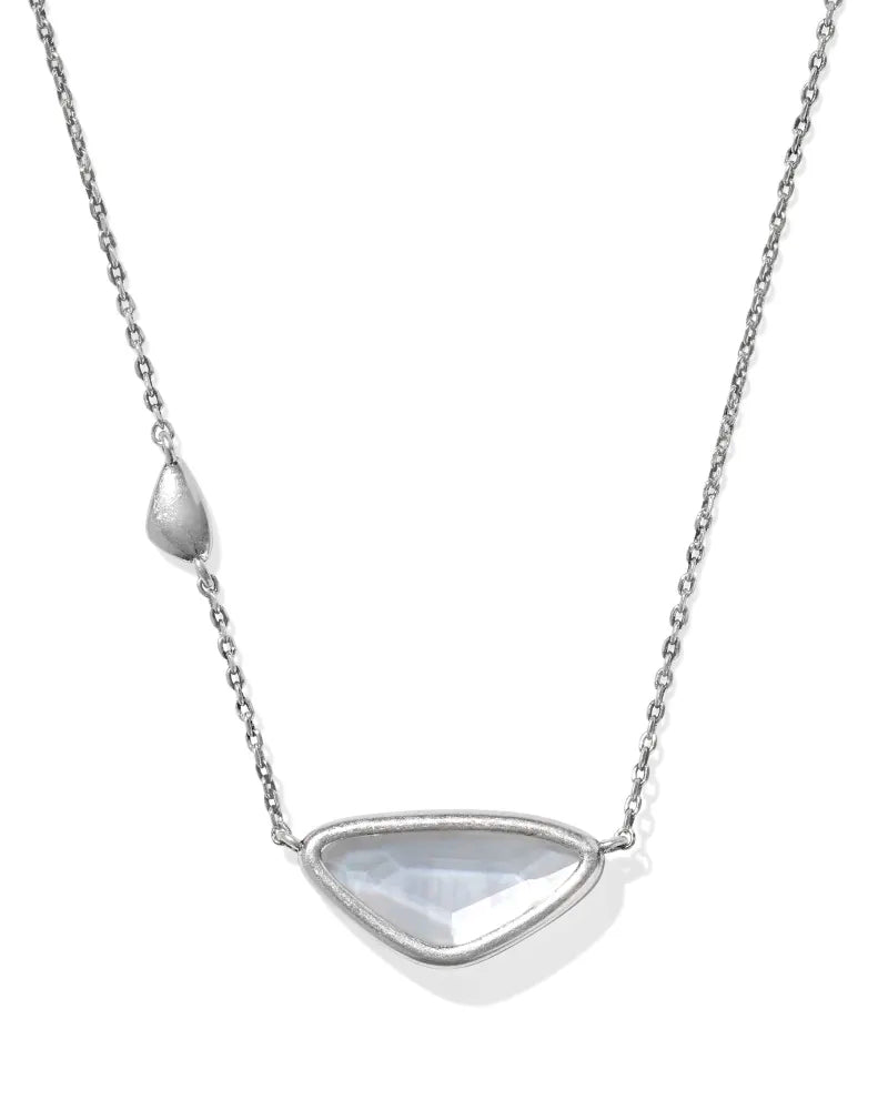 Margot Short Pendant Necklace in Vintage Silver