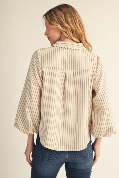 Scallop Sleeve Top