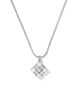 Dira Pearl Pendant Necklace