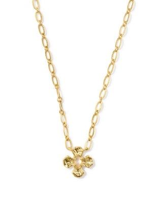 Leanne Short Pendant Necklace in Gold